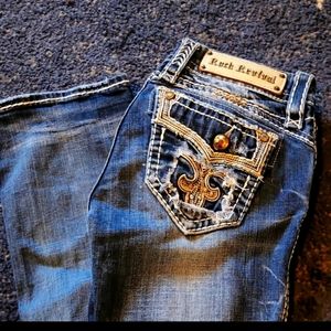 In search of Rock Revival Jeans extra long!
